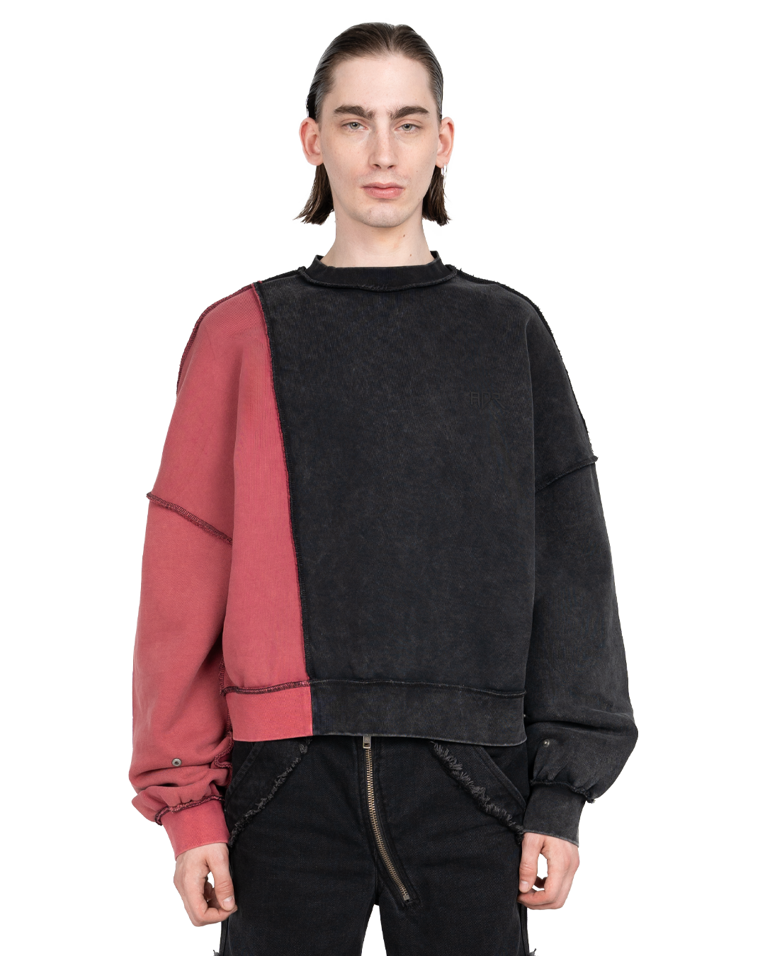 CLEAVE SWEATER - RED