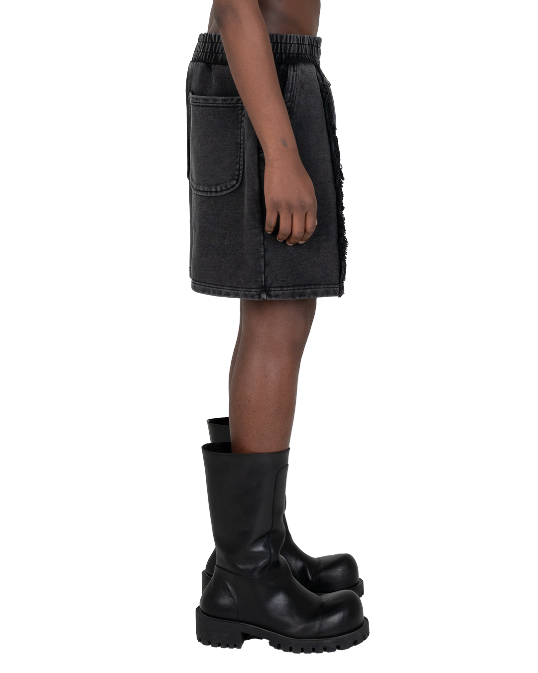LOGO SHORTS