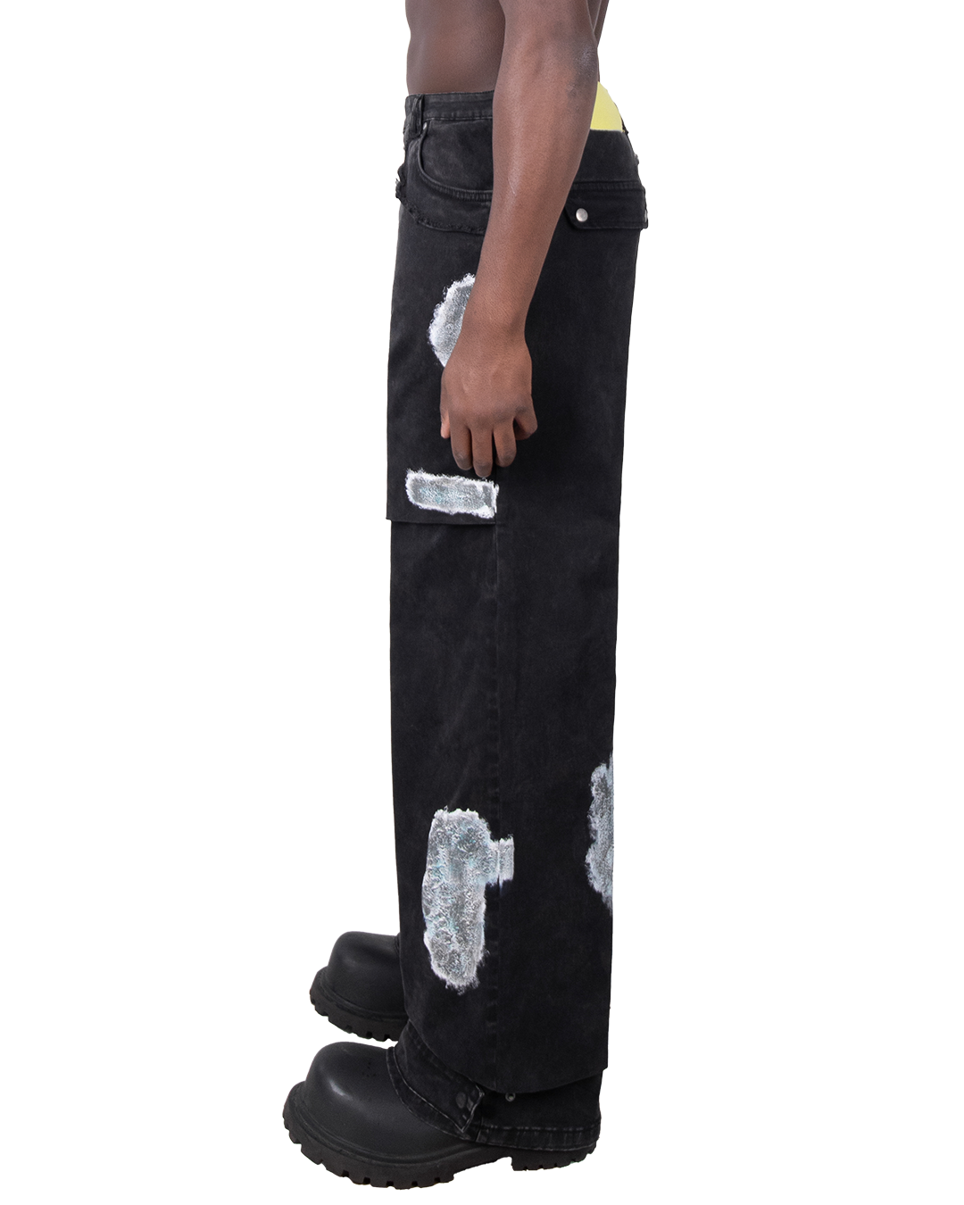 MOLD PANTS