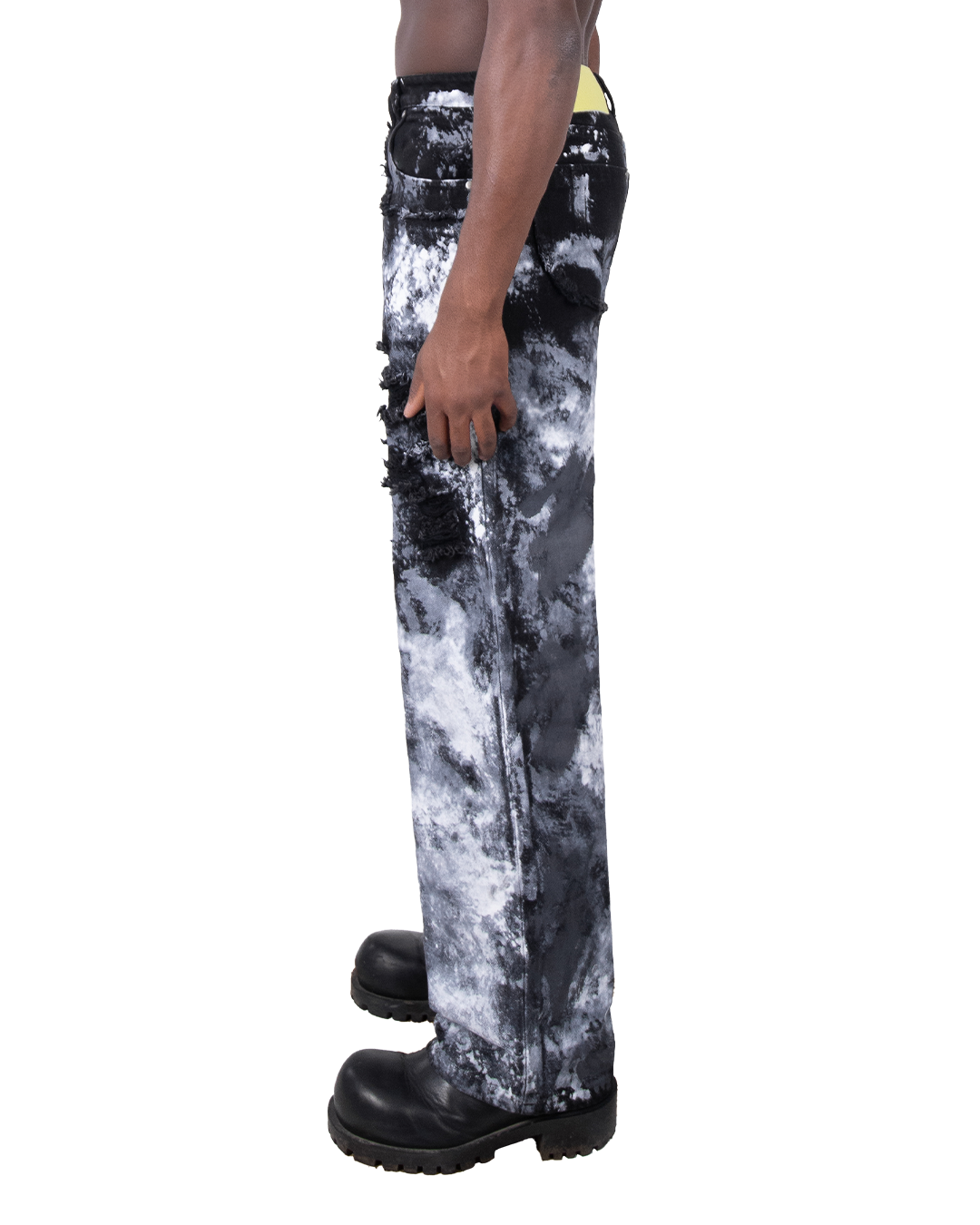 ARTISAN DENIM JEANS